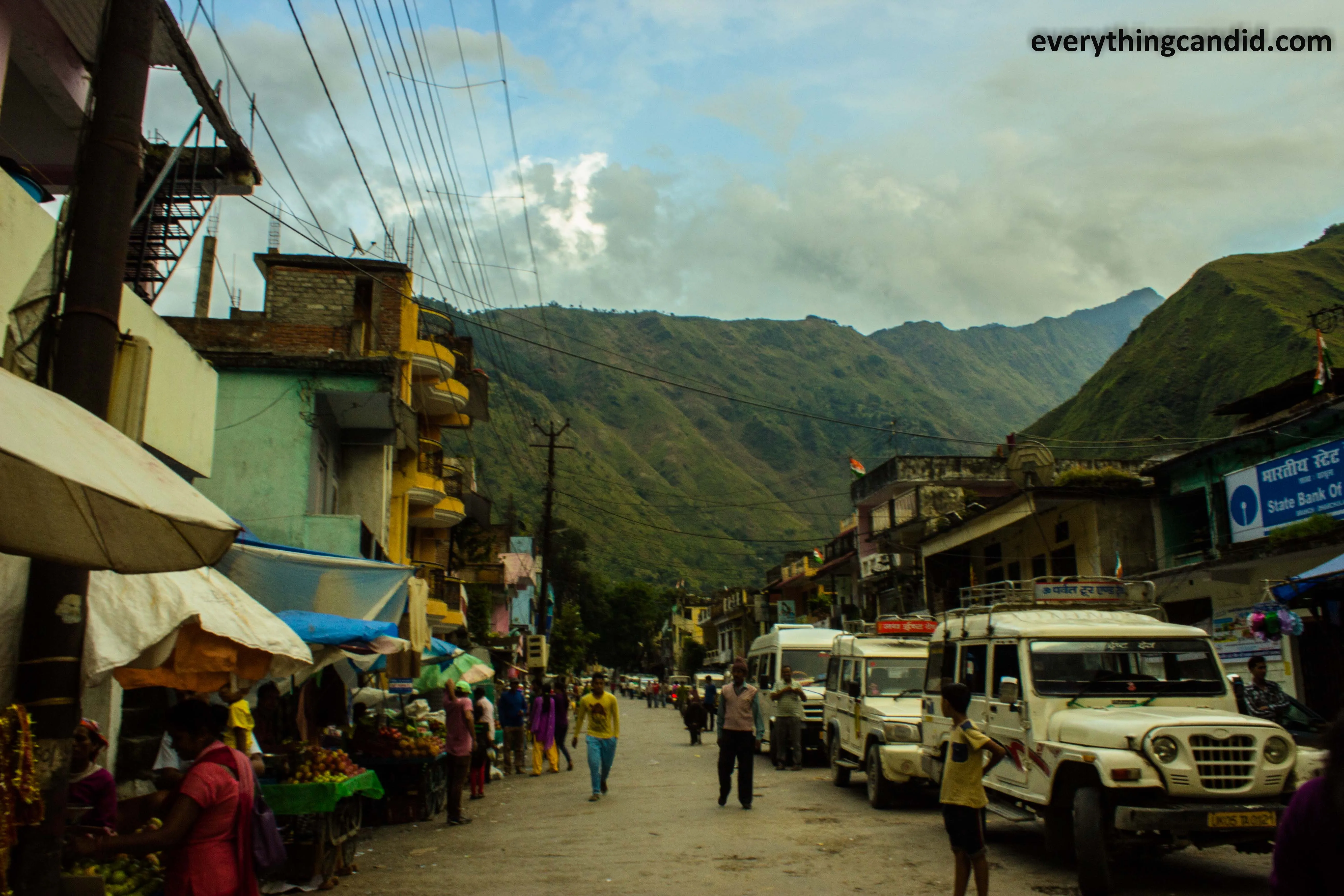 Dharchula border town administrative checkpoint Uttarakhand